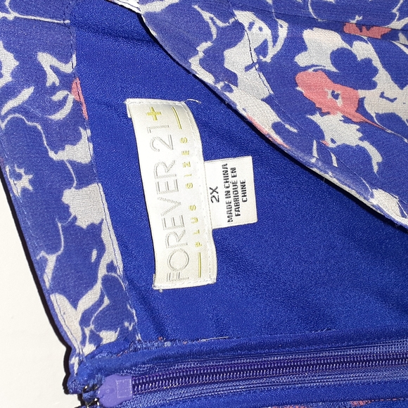 Forever 21  Floral Chiffon Dress - Picture 3 of 4